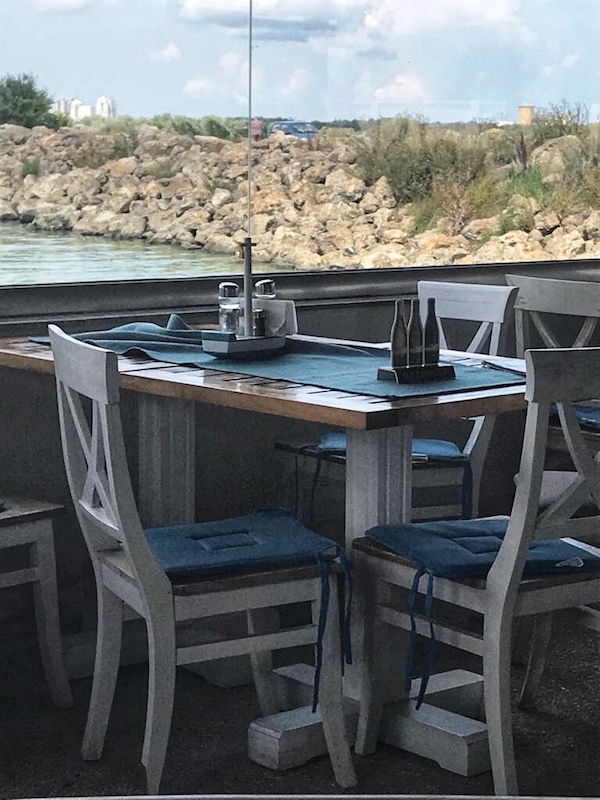 Turul restaurantelor pe litoral